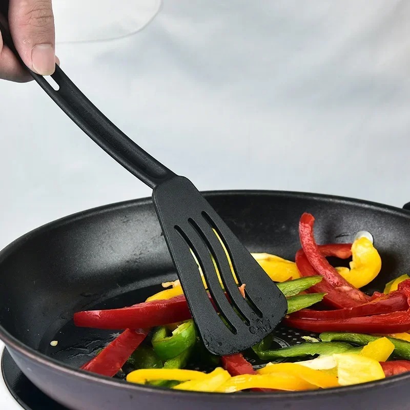 طقم أدوات مطبخ من النايلون 1/3 - مراجعة Camping Cooking Kids وسعره